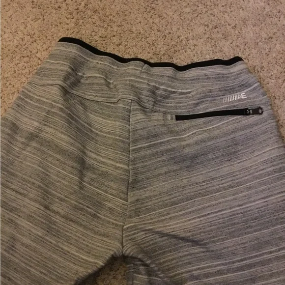 American Eagle 24/7 shorts - Picture 5 of 5